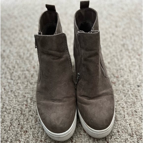 Sneaker bootie - Picture 1 of 3